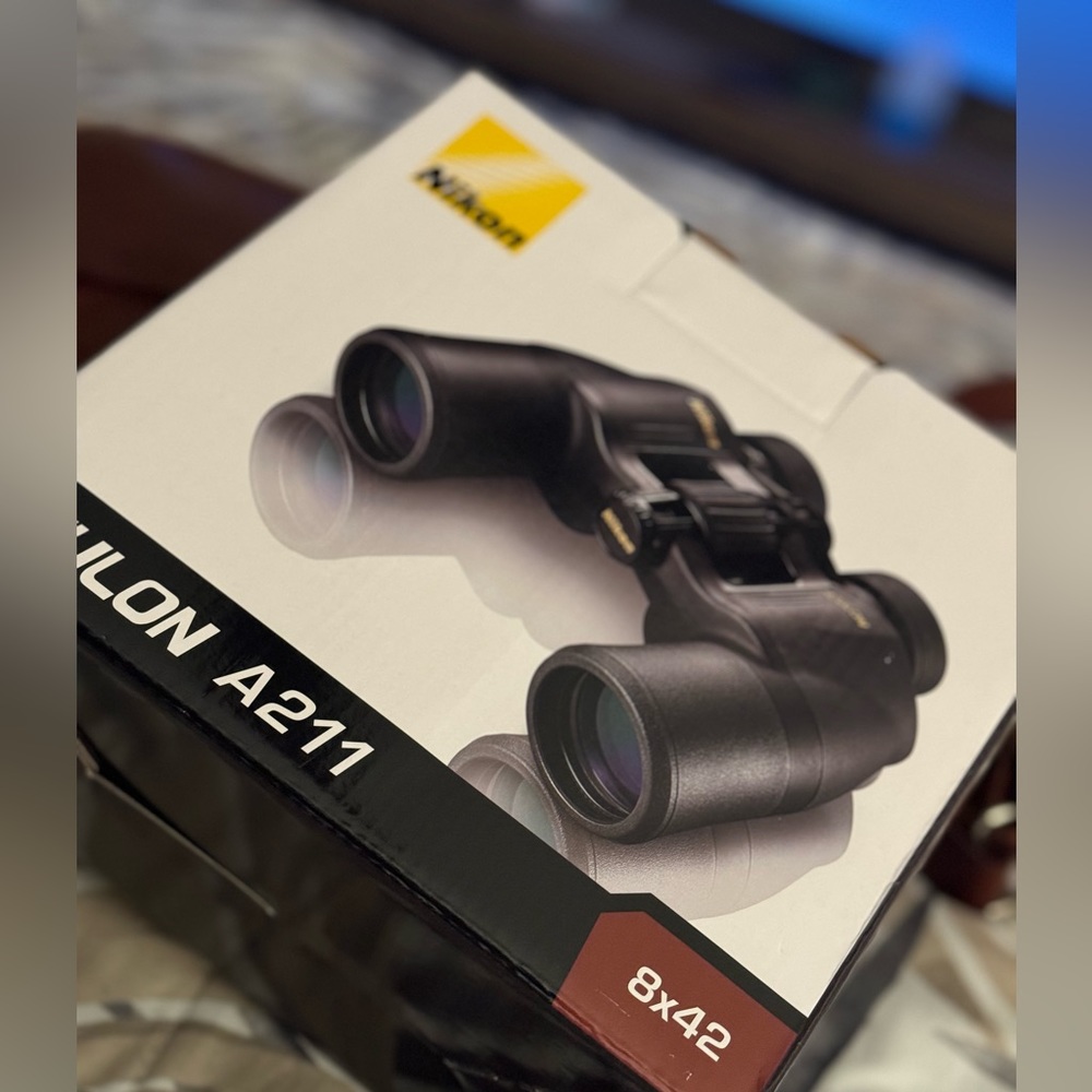 COPY - Nikon ACULON A211